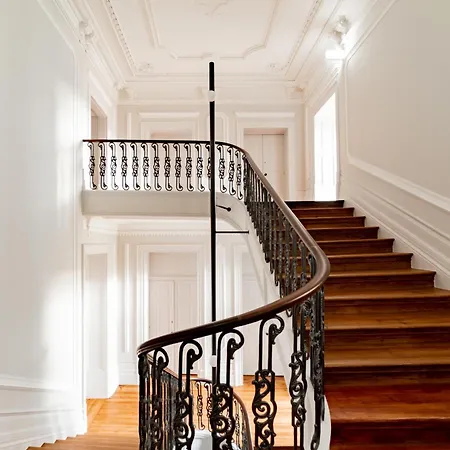 公寓 Elegant 18th Century Palace With Juliet Balcony Overlooking 2l *